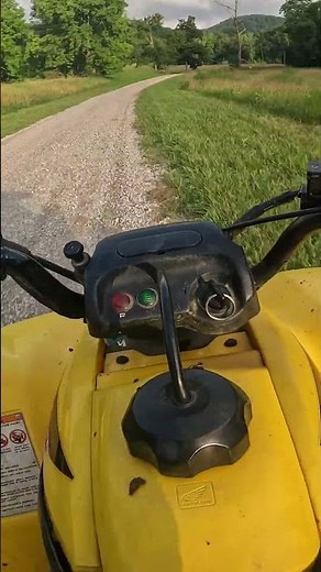 Big-bored 250EX dominates high-speed dirt road drag race!