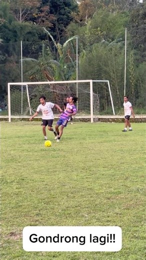 GONDRONG LARI KENCANG‼️ #sepakbola #shortvideo #tarkam