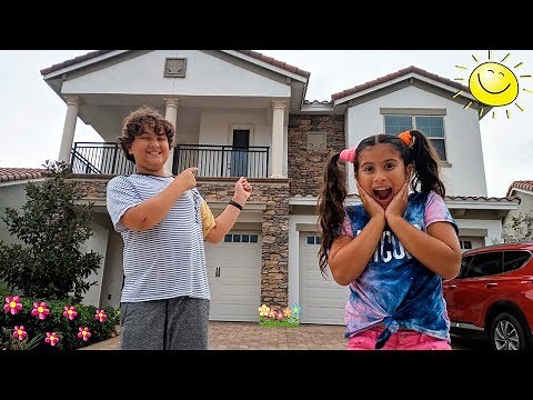 MARIA CLARA E JP EM SUA NOVA CASA E UMA ROLETA MÁGICA! Maria and JP in her new home