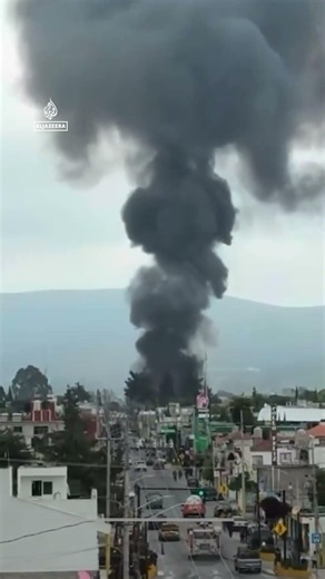 Fireball seen after explosion at Mexico gas facility
