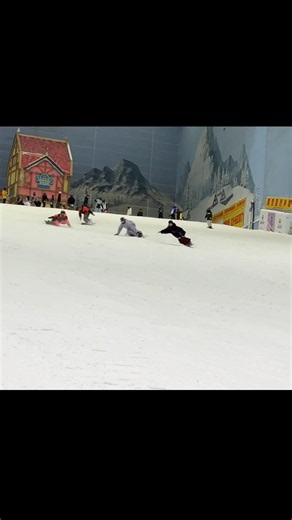 Carving train is fun! #indoorskiresort
