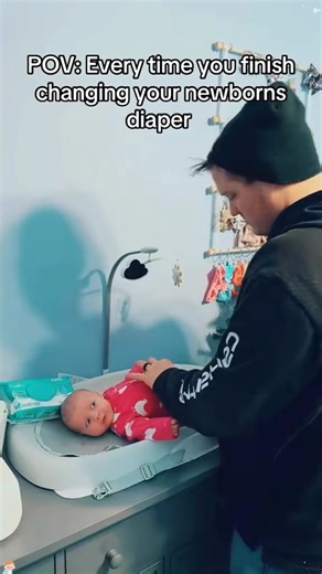 Funny moments when dad changes baby’s diaper😂🤮#funny #interestingly #usa #joyfulmomentshv #love #haha #laughter #baby | Funny Moment Clips