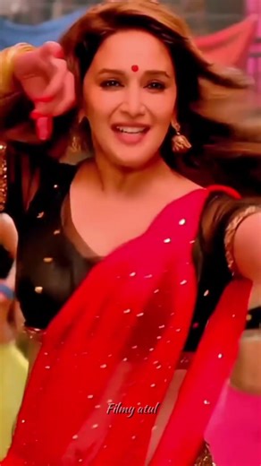 Bollywood Actresses Who Did Cameos in Songs 🤯 | fevicol se | chaiyya chaiyya #shorts