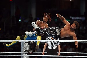 WWE Friday Night SmackDown FREE LIVE STREAM (2/21/25) | How to watch Smackdown online