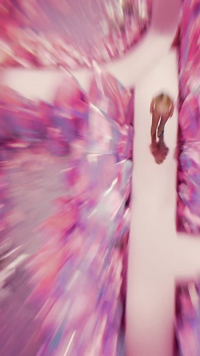 Confident and Timeless: The Essence of Glamorous Scents