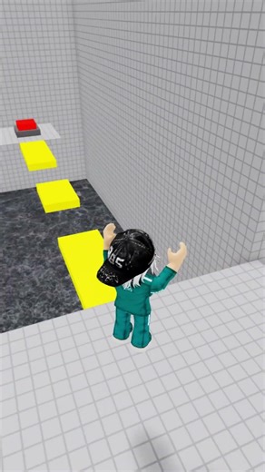 Never Trust a Bacon! 💀 Teamwork Puzzles Obby #roblox #shorts