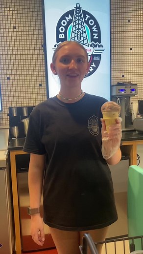 Customer Service in Ice Cream Shops: A Fun Mix-Up