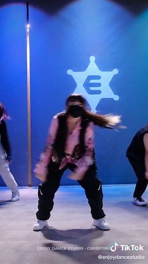 KAI - Peaches Cover Dance Performance