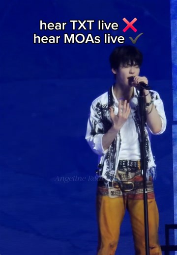 Went to Malaysia to watch TXT live but almost didn't hear them. 😅 Kidding. Malaysian MOAs are wonderful. I did eventually move though. I just appreciate concerts in a different way. #투모로우바이투게더 #TOMORROW_X_TOGETHER #TXT #TXT_TOUR_ACTTOMORROW