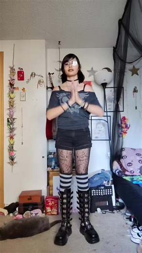 Divertido baile con Teto al ritmo de Vocaloid