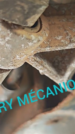 Ford Transit Connect engine mount broken!