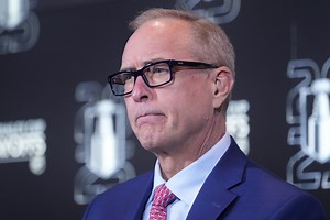 "I asked him not to (shake players' hands)": Paul Maurice reveals reason behind animated discussion with Canes HC away from players' handshake line