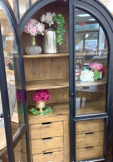 ✨ SABLE ARCH CABINET — NEW ARRIVAL! ✨ Bring home a true statement piece that perfectly blends rustic charm with designer styling. The Sable Arch Cabinet is crafted from solid wood and finished in a rich rubbed black exterior, beautifully contrasted by a natural oak interior that makes everything you display stand out. Now available: 💥 Sable Arch Cabinet — NOW ONLY $1,198 (Regularly $1,489) A bold arched silhouette gives this piece its signature look, while spacious shelving makes it both functi