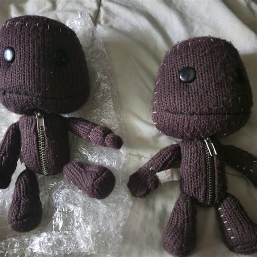 Ayee | I got two now!! LittleBigPlanet UK 2009 YouTube Giveaway Plushy Sackboys #lbp2 #littlebigplanet #sackboy #littlebigplanet2 | Instagram