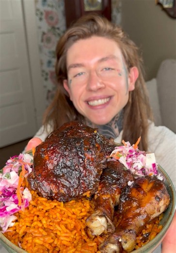 Cooking Jamaican jerk chicken and jollof rice for lunch :) #jerkchicken #jollofrice #carribean #comfortfood #chickenrecipe