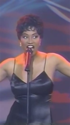 Lisa Fischer- How Can I Ease The Pain Soul Train Recorded in June 15, 1991