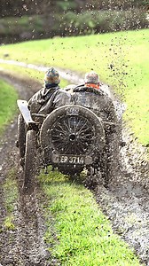 2.9M views · 10K reactions | 헗헿헶혃헶헻헴 헶헻혁헼 혁헵헲 현헲헲헸헲헻헱 | Is racing...