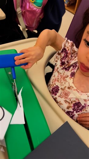 How cool are these adaptive scissors that Mia is using? 😍 I really love how my girls’ school pays attention to the little things that make a big difference for them! Like giving them adaptive scissors to make things easier 🥹 | Our Little M&Ms