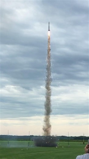 High Power Rocket Launches HPR - Large Dangerous Rockets Blast Off #rockets #rocketlaunch
