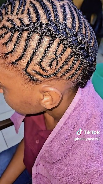 Stunning Fishbone Braid Styles for Natural Beauty