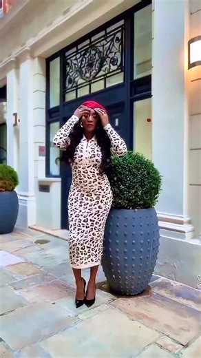 Silvanna Mensah-King on Instagram: "Saturdays in a Wool‑Print Dress with a Red Beret How a muted, speckled dress + a pop of scarlet can turn an ordinary weekend into a style statement. There’s something magical about Saturday mornings. The alarm is optional, the agenda is flexible, and the city feels like a runway just waiting for you to step onto it. This season, my go‑to “Saturday uniform” is a light‑brown wool‑print dress dotted with cream and deeper brown speckles, paired with a vivid red be