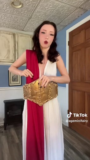 turning myself into the goddess Athena!! #greekmythology #athena #greekpantheon #halloween