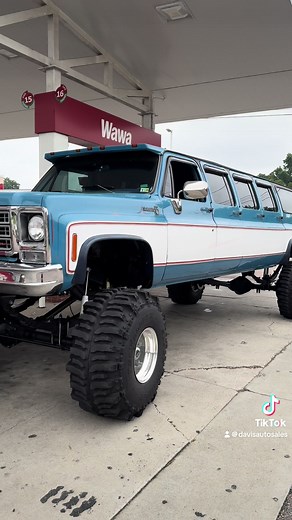 Jait adding fuel to this thirsty #beast of a #squarebody stay tuned more to come as it hits the road on some of the new #davisoffroad custom built wheels video on davis drives youtube channel !! #10doorsuburban #8doorsuburban #suburban @Squarebody @Squarebody nation @liftedtrucks @SquarebodySociety @SQUAREBODY MAFIA @Squarebody Republic