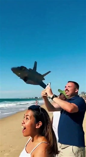 “F-35-Style Jet Flies Over Ocean & Crowded Beach | Airshow | Jet Landing & Shockwave” #fighterjet