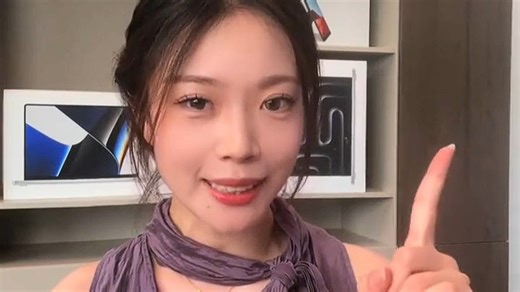 苹果新品笔记本搭载AI技术，性能全面升级，智能体验更流畅，办公学习高效无忧。