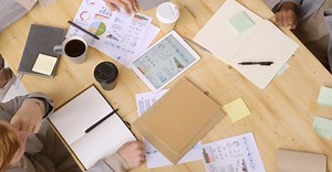 Video by fauxels on Pexels