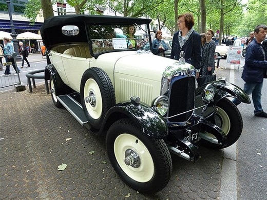Le musée automobile de Reims accueille la Citroën B12 de Cabu