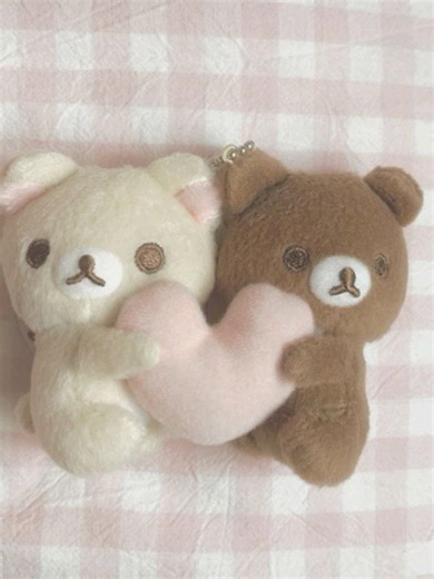 Dressing Up as MLP Characters: Applejack and Pinkie Pie