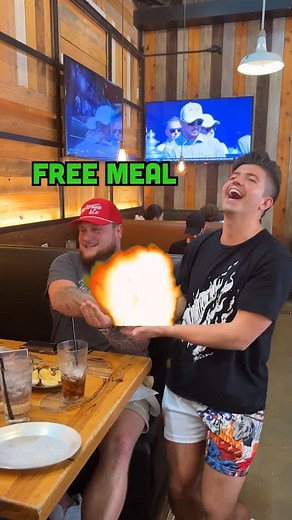 Win & I'll Pay for your Meal!! | PrestonPlayz