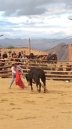 FELICES FIESTAS PATRIAS COTABAMBAS 🇵🇪🙌 #CulturaViva #yawarfiesta #fiesta #julio #TorilesDeJulio #OrgulloCotabambino #Cotabambas #perú #AniversarioCotabambas #fiestapatrias