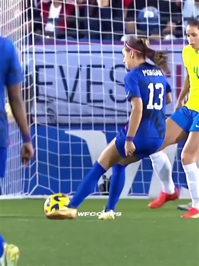 Alex Morgan stunning goal against brazil😭 #alexmorgan #alexmorganedit #alexmorgan13 #worldcup2023 #footballedit #viral #fyp #foryou #viralvideo #WomensFootball #socceredits #ussoccer #uswnt #uswntedits #football #worldcup #uswntsoccer #goat🐐