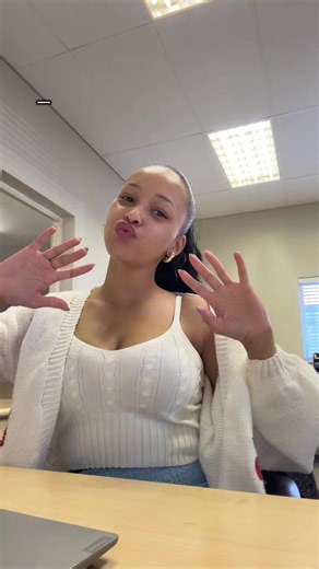 What I Eat in a Day at Work: Healthy Meal Ideas