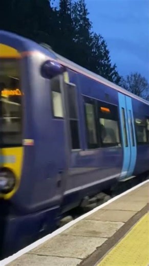 Class 377 Arrives At Otford | 11/11/25 #shorts