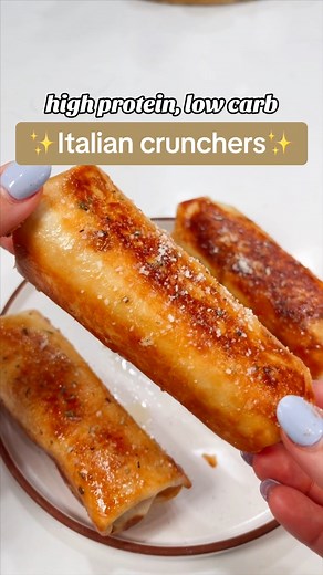 1.3M views · 31K reactions | You know I love a good (higher protein, lower cal) cruncher  200 cal, 10 fat, 5 net carb, 21 protein! Similar to the hot pocket roll ups in my balanced bites cookbook! ❤️ | MaKayla Thomas Fitness | Facebook