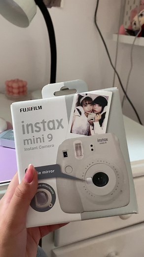 Unboxing the Fujifilm Instax Mini 9 Instant Camera