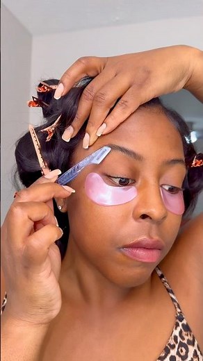 How to shape and fill in the eyebrows ✨￼