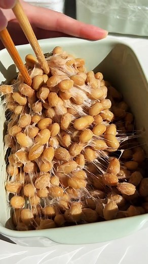 1.3M views · 31 reactions | 2 methods of making natto~ See recipe on my bio  #natto #vegan #japanesefood #healthyrecipes #easyrecipes #asianfood #homecooking | Ms Shi and Mr He | Facebook