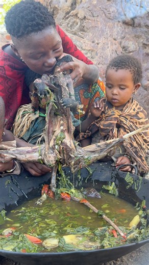 Real Savanna Stories on Instagram: "Lunch time now #lunchtime"