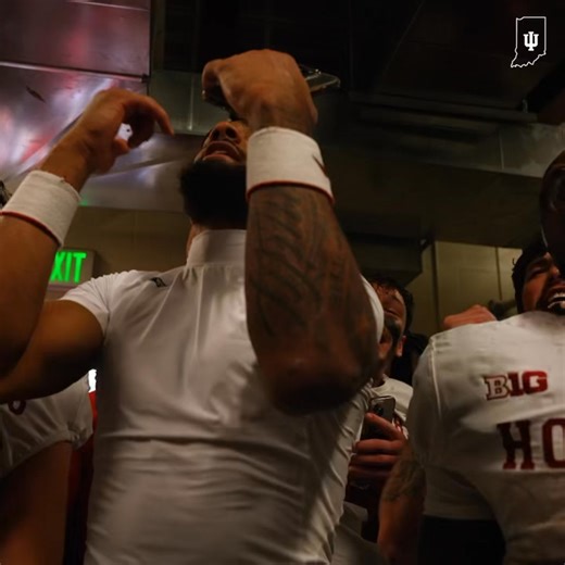 🗣️ Win with class, sing that song. | Indiana Football