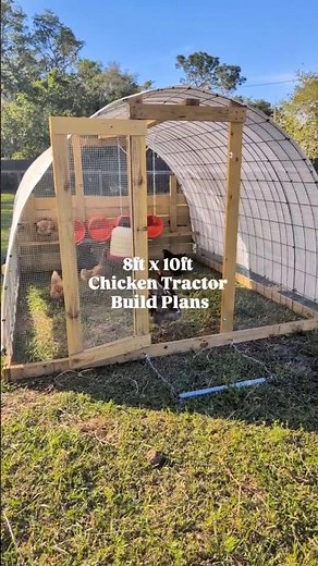 This chicken tractor is SO easy and cheap to build! 😍🐔👏🏻🔥