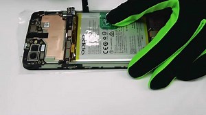 OPPO RX17电池更换演示教程