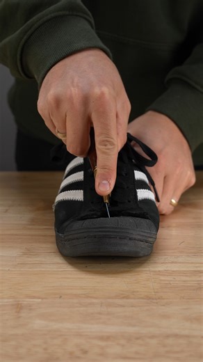 Cutting the Adidas Superstar ADV in half to see what's inside | rose_anvil