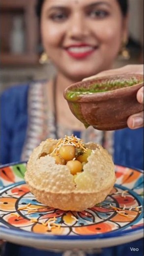 "घर पर बनाएं बाजार जैसी चटपटी पानी पूरी | Easy Pani Puri Recipe"