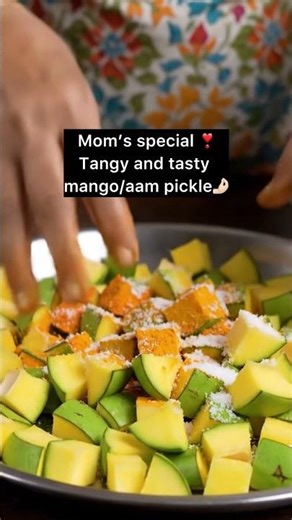 Mom’s special mango pickle🤌🏻 #recipe #easyrecipe #pickle #achar #shorts #yt #food