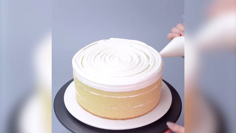 Rainbow Oreo Cake Tutorial | How to Decorate Colorful Layer Cakes 🌈🍰