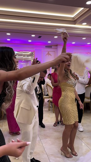 #fyp #viraltiktok #dasmashqiptare #nuseshqiptare #wedding #amazing #shqiptaretneperbote🇦🇱🌍 #viraltiktok #nuse #albania